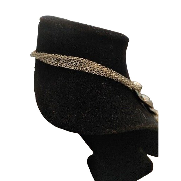 SILVER TONE LARGE OVAL LINKS WITH RHINESTONES THAT SHINE AND TEXTURED CHOKER! - Picture 4 of 6